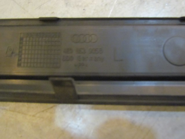 2004 Audi A8L D3 LH Door Sill Kick Plate 4E0 853 985B