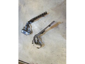 2004 Audi A8L Hood HInge Set