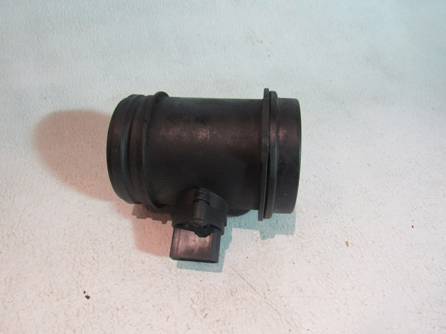 2004 Audi A8L D3 MAF Sensor w/Housing 073 133 431 J