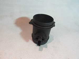 2004 Audi A8L D3 MAF Sensor w/Housing 073 133 431 J