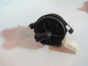 2004 Audi A8 A8L D3 Secondary Air Pump OEM 06A959253B