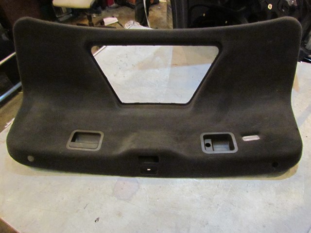 2004 Audi A8L Trunk Lid Moulding 4E0 867 975 M