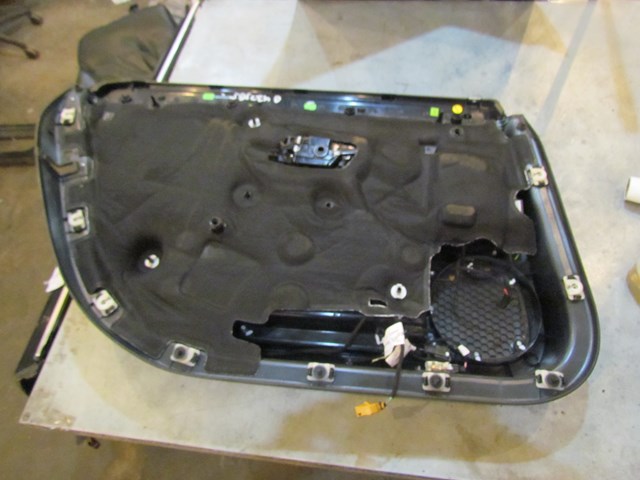2004 Audi A8L D3 Rear RH Passenger Door Panel