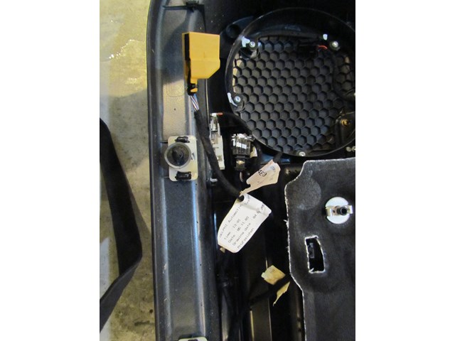 2004 Audi A8L D3 Rear LH Driver Door Panel-Read Description