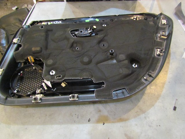 2004 Audi A8L D3 Rear LH Driver Door Panel-Read Description