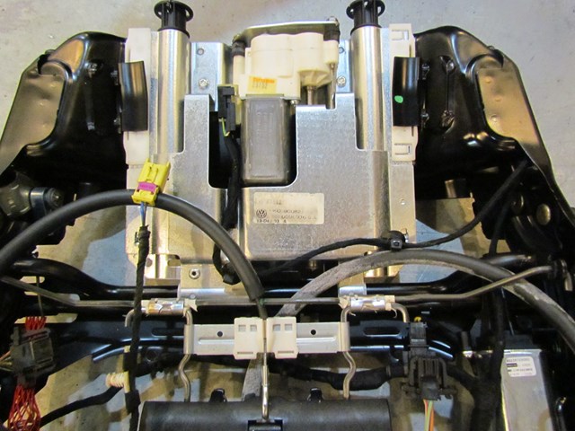 2004 Audi A8L D3 Front  LH Driver Seat Back Frame w/Motors