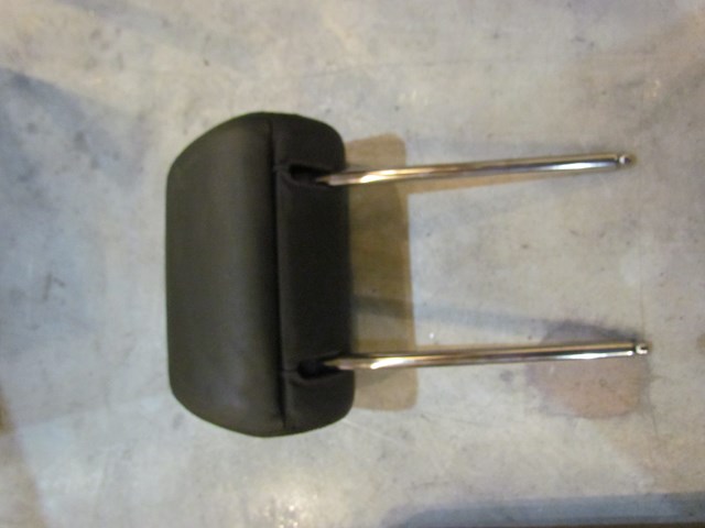 2004 Audi A8L Front LH Driver Headrest