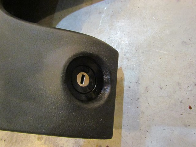 2004 Audi A8L D3 Drivers Knee, Airbag, Ignition w/Key4E1 880 301  