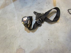 2004 Audi A8L LH Driver Front Seat Belt