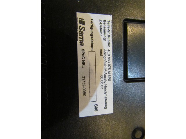 2004 Audi A8L D3 Center Console Phone Connector 4E0 863 075 M