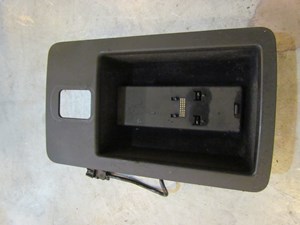 2004 Audi A8L D3 Center Console Phone Connector 4E0 863 075 M