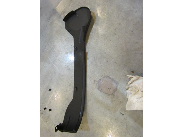 2004 Audi A8L Front RH Inner Seat Trim 4E0 801 794