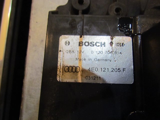 2004 Audi A8L D3 Radiator Cooling Fan Assembly