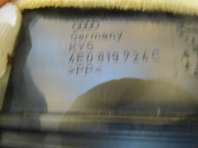 2004 Audi A8L D3 RH Passenger Lower B Pillar Trim 4E0 819 724 c