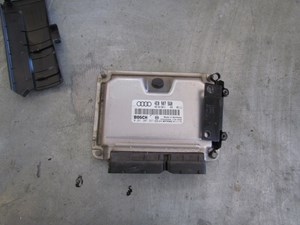 2004 Audi A8L D3 ECU OEM 4E0907560 