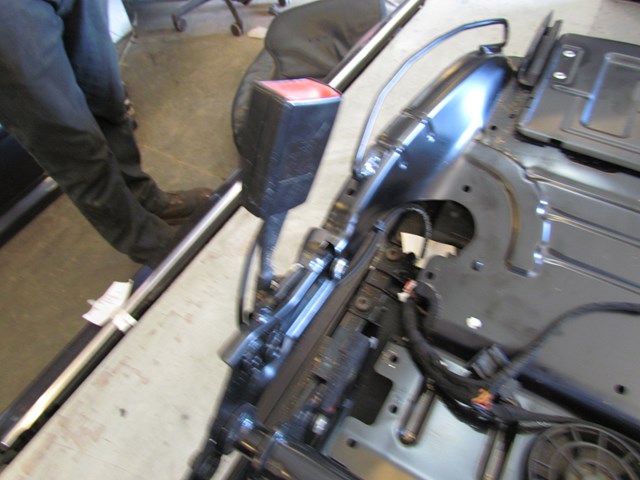 2004 Audi A8L Front RH Passenger Seat Bottom w/Motors