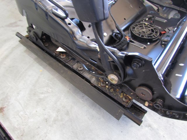 2004 Audi A8L Front RH Passenger Seat Bottom w/Motors