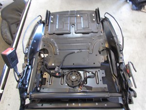 2004 Audi A8L Front RH Passenger Seat Bottom w/Motors