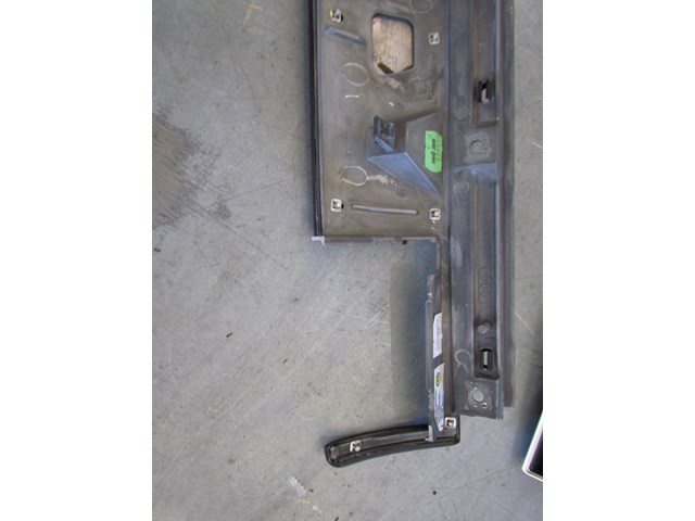 2004 Audi A8L Dash Trim w/Vents-Read Description-4E1 857 186