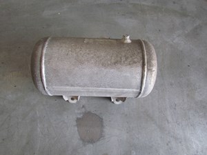 2004 Audi A8L D3 Air Ride Tank 4E0 616 203