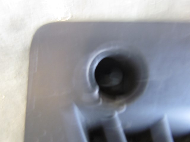 2004 Audi A8L D3 Rear Foot Well Air Duct 4E0 819 623