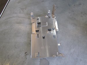 2004 Audi A8 A8L D3 Amp Amplifier Bracket OEM 4E0 035 547 B