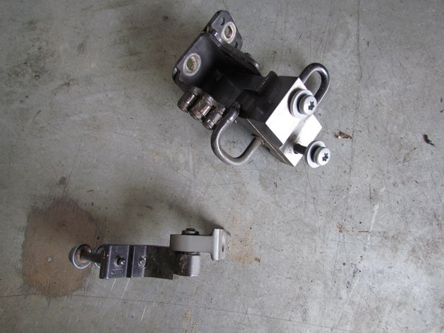 2004 Audi A8L Rear LH Driver Door Hinge Set