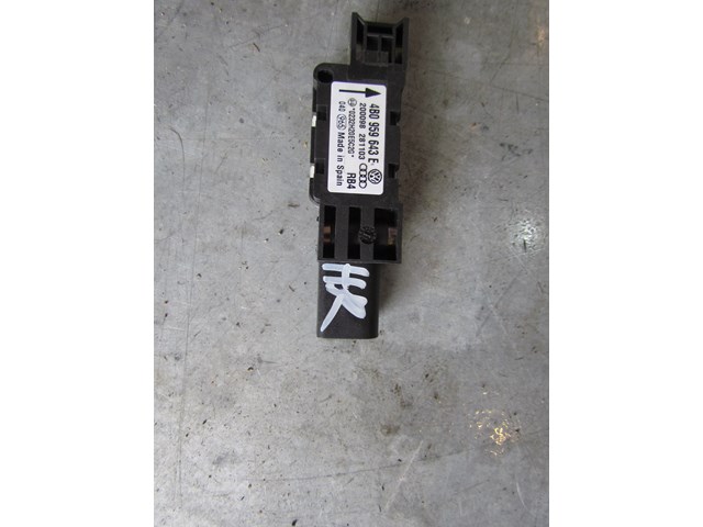 2004 Audi A8L  Impact Sensor  4B0 959 643 E