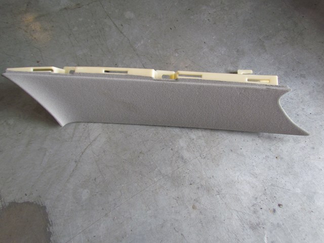 2004 Audi A8L RH D Pillar Trim Panel 4E0 867 246 C