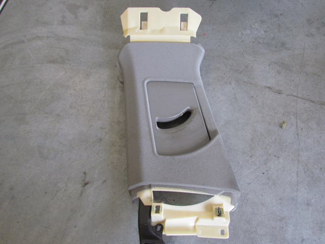 2004 Audi A8L LH Upper B Pillar Trim  4E0 867 239 