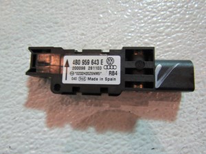 2004 Audi A8 A8L Impact Sensor OEM 4B0 959 643 E