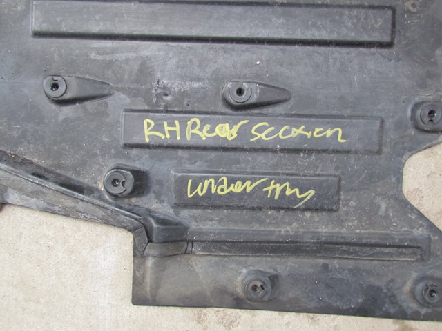 2004 Audi A8L RH Rear Under Body Splash Shield