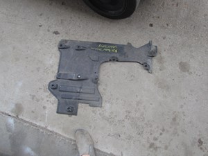 2004 Audi A8L D3 RH Rear Splash Shield 4E4 825 214 B