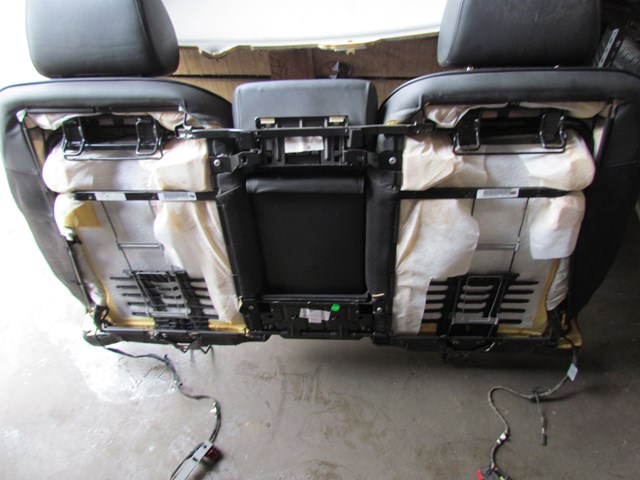 2004 Audi A8L D3 Rear Seat Back & Console- Read Description-Tear