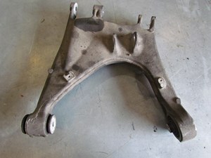 2004 Audi A8L D3 RH Passenger Rear Lower Control Arm