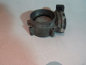 2004 Audi A8L D3 RH Passenger Throttle Body