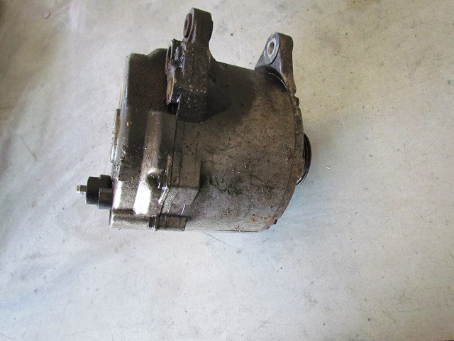 2004 2005 2006 Audi A8L D3 Alternator 077 903 015Q