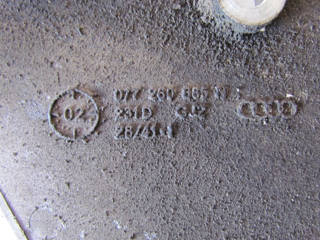 2004 Audi A8L D3 Power Steering Pump Bracket 077 260 885