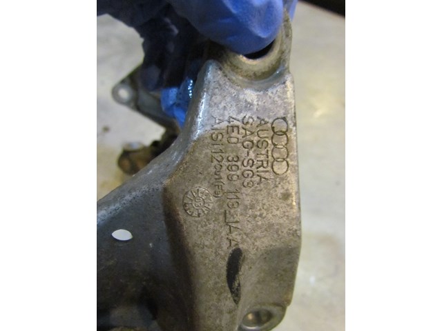 2004 Audi A8L D3 Transmission Support 4E0 399 219 N