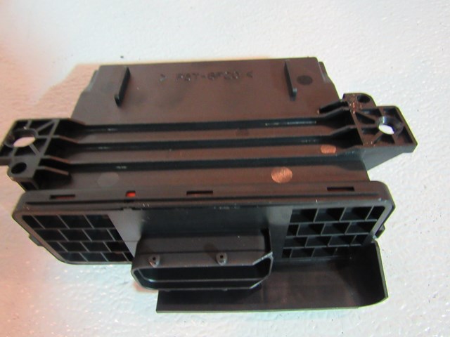 2004 Audi A8L On Board Power Supply Module ILM 4E0 907 280A