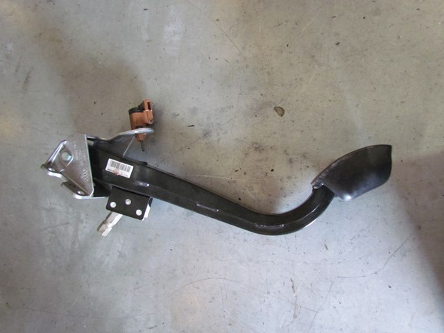 2004 Audi A8L D3 Brake Pedal 4E1 721 196 A