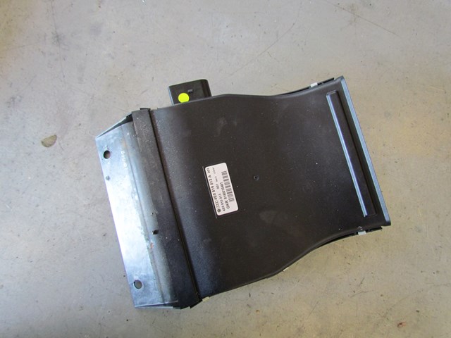 2004 Audi A8L LH Driver Rear Floor Vent 4E0910013