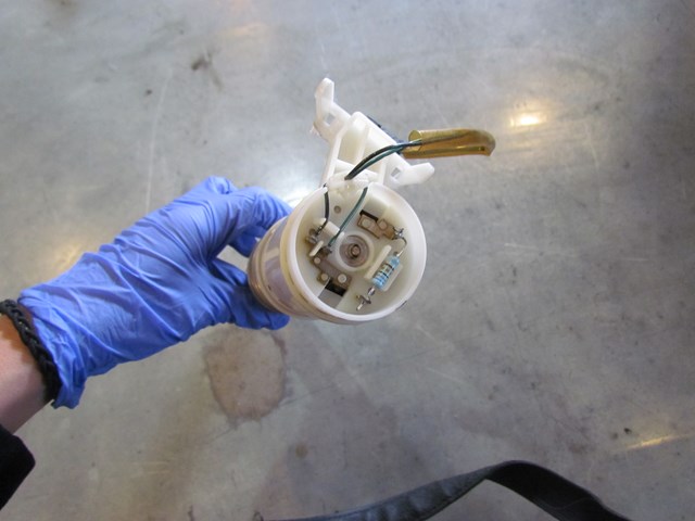 2004 Audi A8L RH Passenger Fuel Level Sending Unit