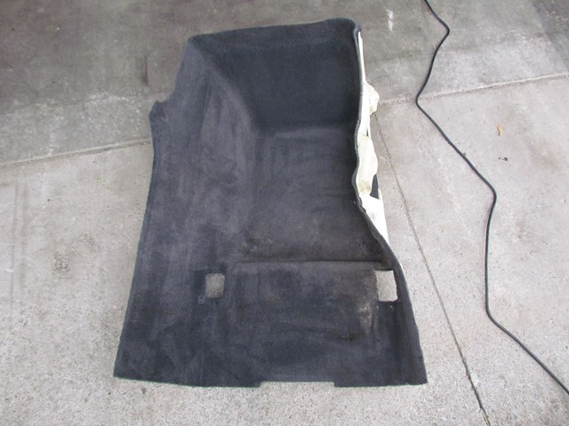 2004 Audi A8L D3 Front RH Interior Carpet