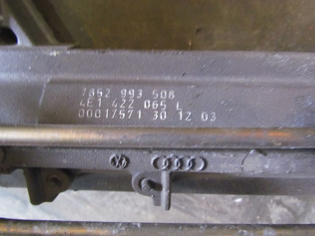 2004 Audi A8L D3 Steering Rack 4E1 422 065 L