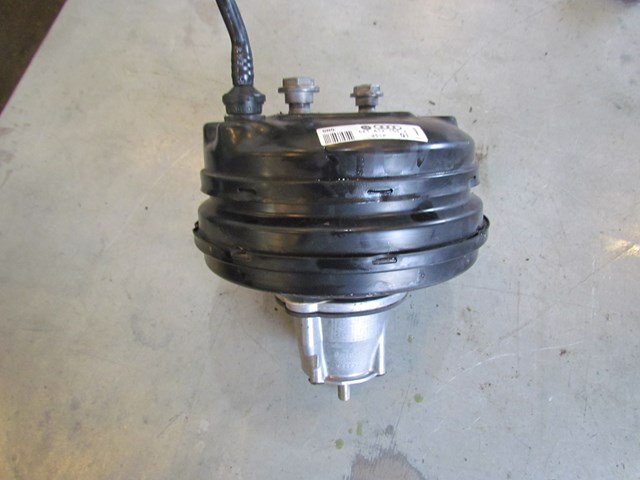 2004 Audi A8L D3 Power Brake Booster 4E1 612 105 E