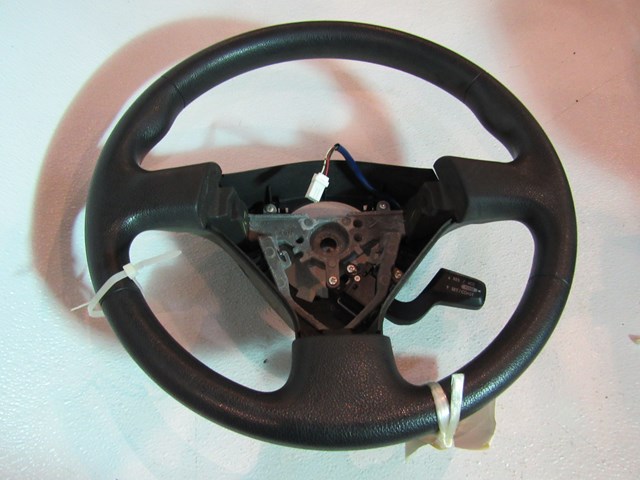 2007 Subaru Forester Steering Wheel w/Cruise Switch