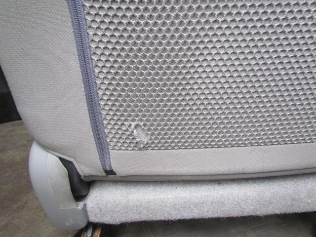 2007 Subaru Forester Front RH Passenger Seat Cloth Manual