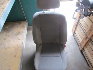 2007 Subaru Forester Front RH Passenger Seat Cloth Manual