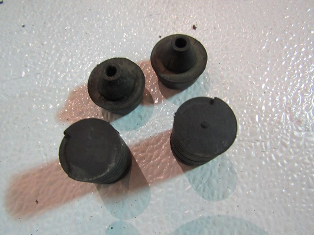 2007 Subaru Forester Hood Bushings